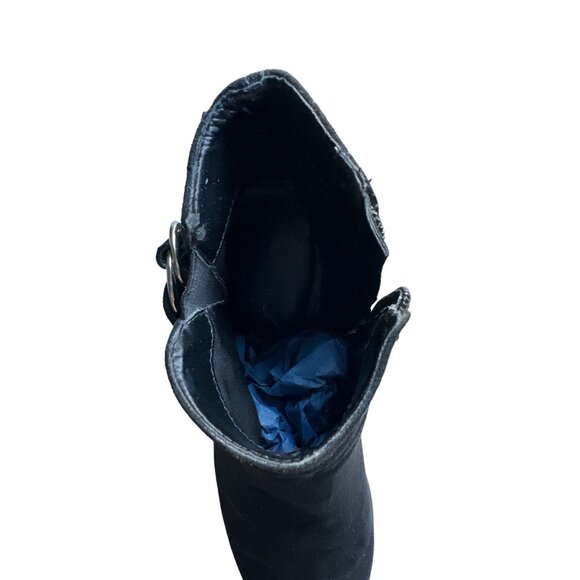 Unisa Unpiera Black Ankle Bootie Faux Suede Side Zip Silver Hardware Size 7.5 - Picture 9 of 11